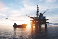 ثبات نسبی قیمت نفت در آستانه نشست اوپکپلاس با وجود تنشهای ژئوپلیتیک و مازاد عرضه