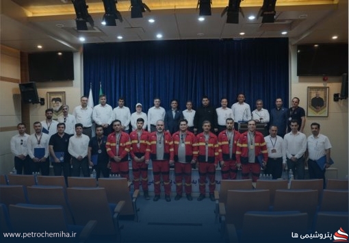 برگزاری مراسم تقدیر از قهرمانان آتش‌نشانان پتروشیمی مروارید