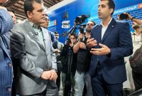 معاون علمی و فناوری ریاست جمهوری از غرفه آریاساسول در نمایشگاه فر ایران بازدید کرد