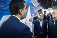 رئیسجمهور از غرفه آریاساسول در نمایشگاه فناوریهای پیشرفته ایران بازدید کرد