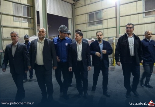 تاکید مدیر عامل شرکت ملی صنایع پتروشیمی بر رفع موانع برای پایداری تولید در پتروشیمی آبادان
