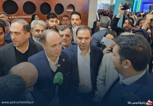 بازدید وزیر جهاد کشاورزی از کانتر آریاساسول در نمایشگاه شیلات بوشهر