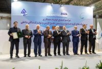 مدیر ساخت داخل پالایش گاز هویزه در نمایشگاه ایرانپتروکم مورد تقدیر قرار گرفت