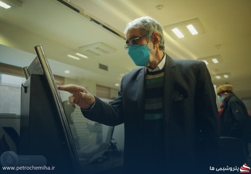 فردا چهارشنبه مستمری بازنشستگان صنعت نفت واریز می‌شود؛ جزئیات برداشت از بانک تجارت و سایر بانک‌ها