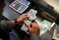 دلار پتروشیمی‌ها به ۱۵۷ هزار تومان رسید