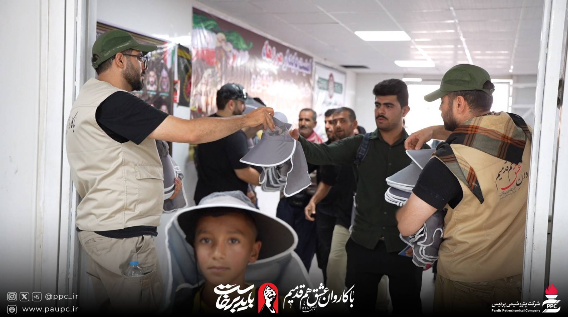 خدمت_رسانی موکب حضرت سیدالشهدا(ع) پتروشیمی پردیس به زائران اربعین در مرز شلمچه ۱