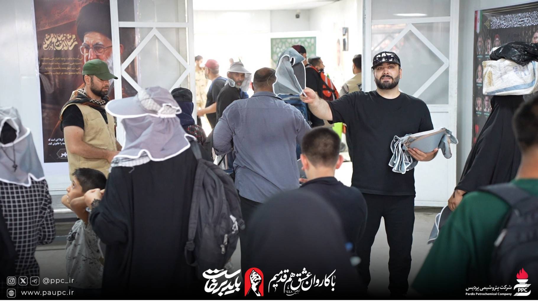 خدمت_رسانی موکب حضرت سیدالشهدا(ع) پتروشیمی پردیس به زائران اربعین در مرز شلمچه ۵