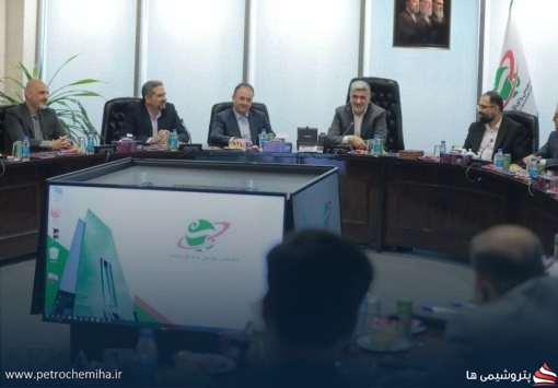 علی نیازی معاون نظارت بر نهادهای مالی سازمان بورس شد؛ رضا عیوضلو مشاور رئیس سازمان