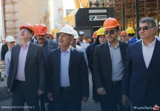 بازدید معاون وزیر نفت از پتروشیمی بندرامام؛ تشریح روند بازسازی و بازگشت واحدهای تولیدی