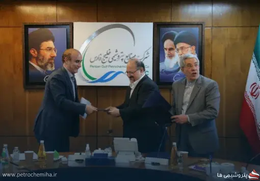 شریعتمداری از آزمون بقا عبور کرد؛ حالا نوبت تغییرات در هلدینگ خلیج فارس است